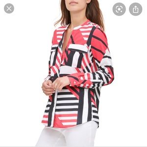 NWT: Calvin Klein roll sleeves crew-neck shirt